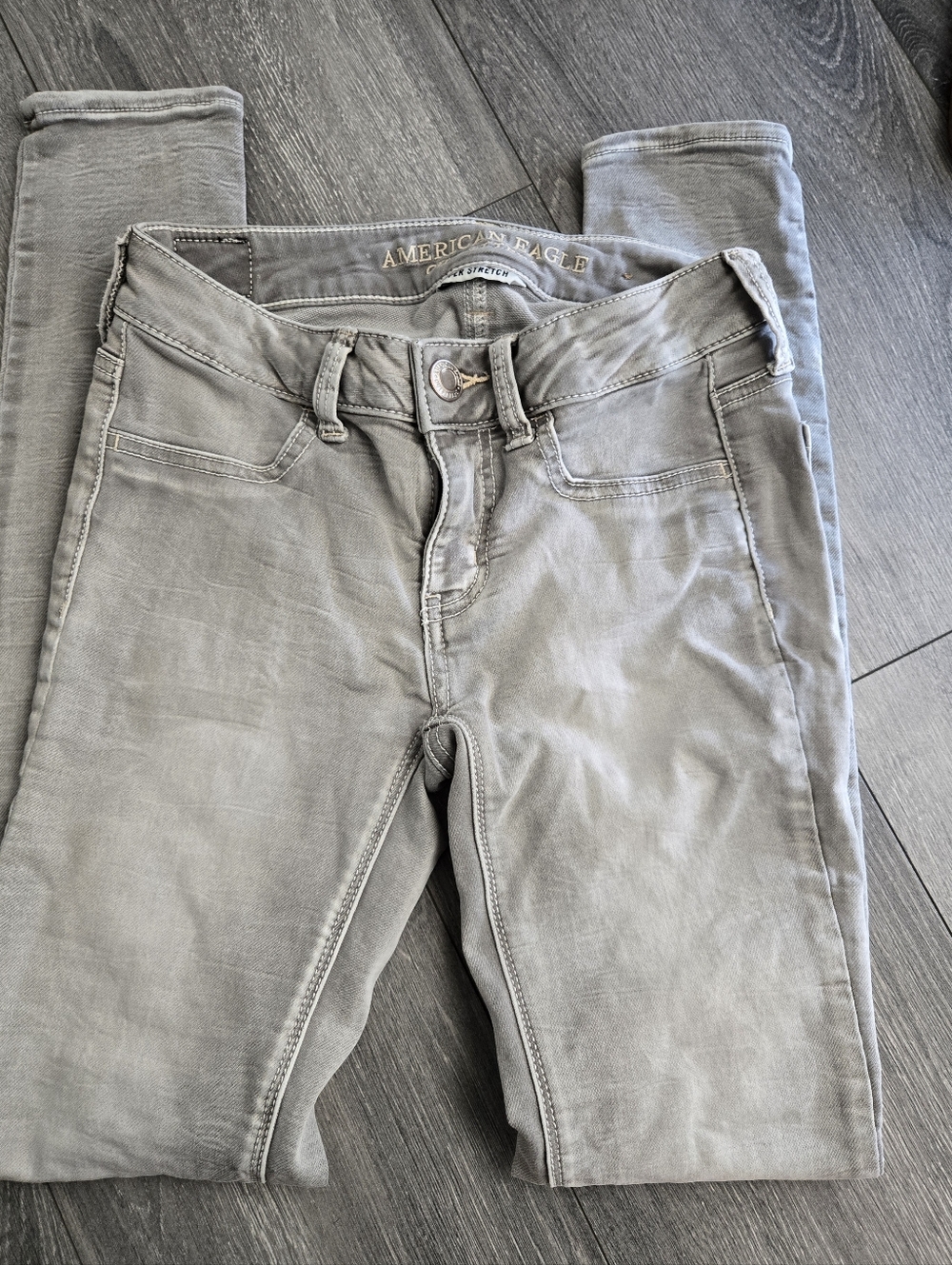 American Eagle Light Gray Stretch Jeans